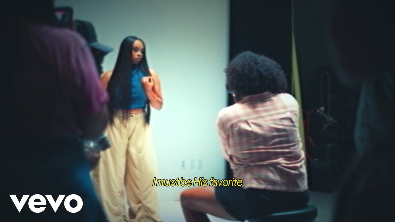 Koryn Hawthorne - His Favorite (Official Lyric Video)