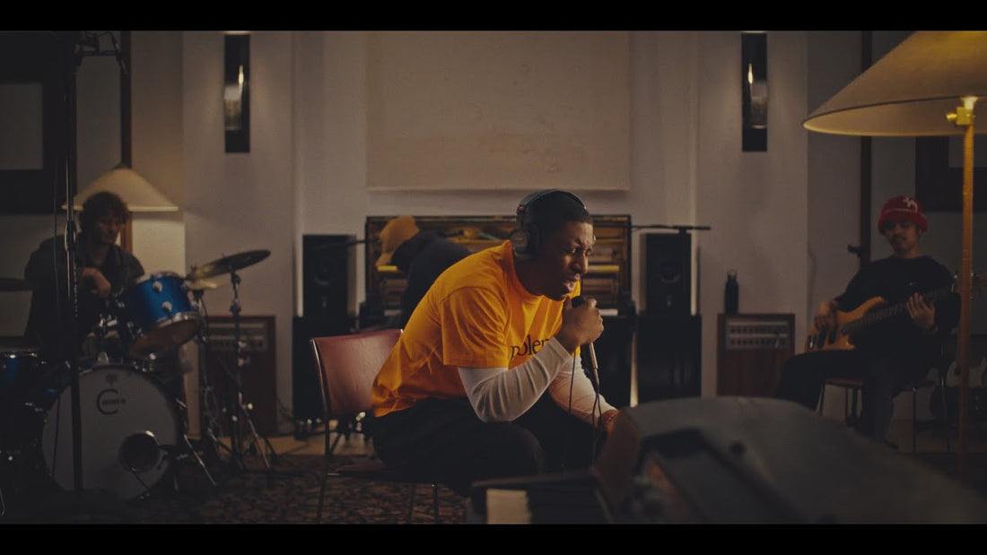 Samm Henshaw - Float