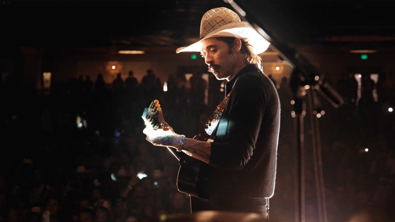 Ryan Bingham - The Lucky Ones (Official Music Video) ft. The Texas Gentlemen