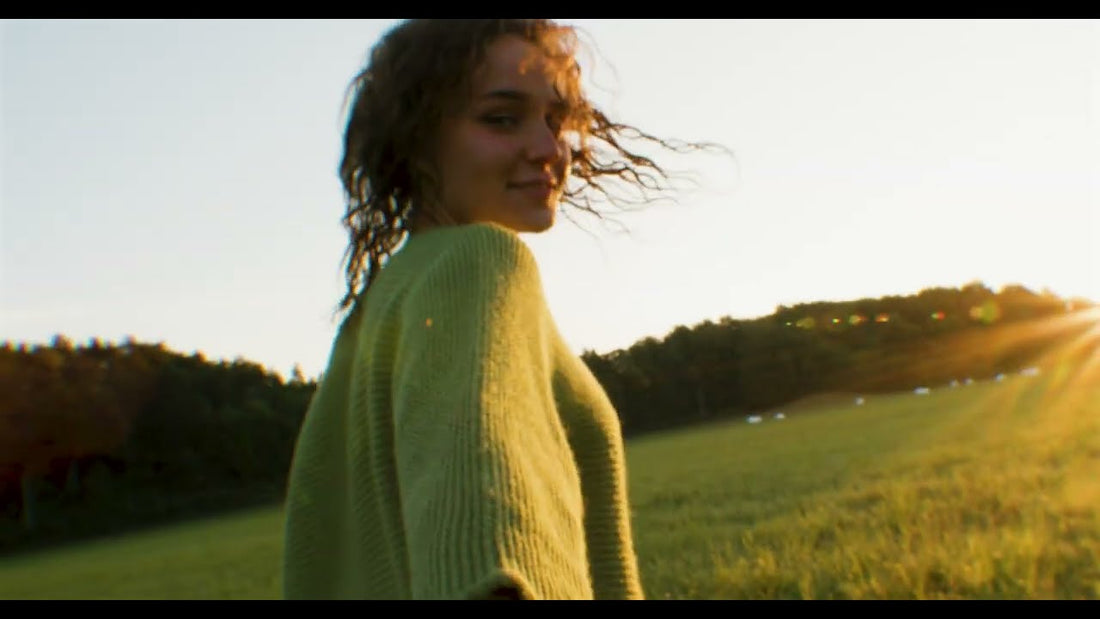 oskar med k - Make Me Feel (Official Video)