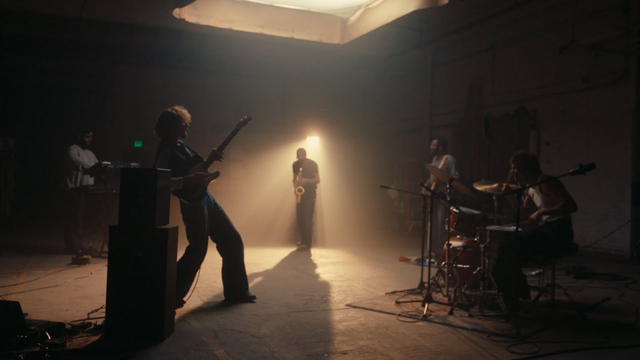 Saburnia - Even (Official Live Video)