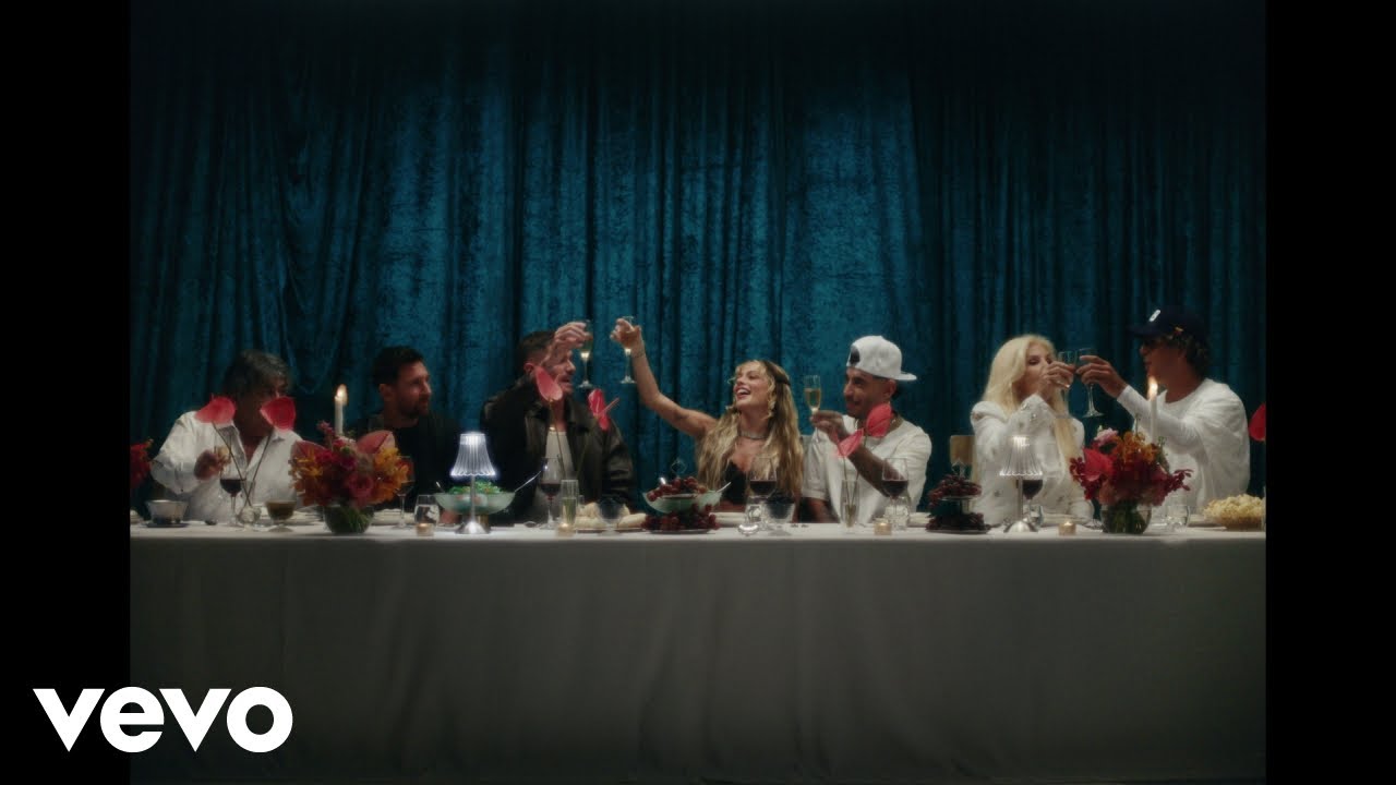 TINI, Ulises Bueno - Dos Amantes (Video Oficial)