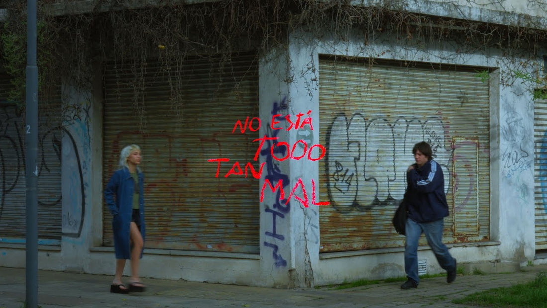 Mis peores enemigos - No está todo tan mal (Official Video)