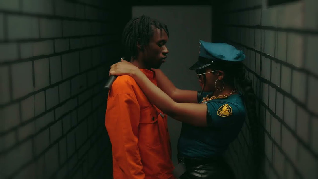 Dyana Cods Ft Toxic Lyrikali  - Get busy (official Video)