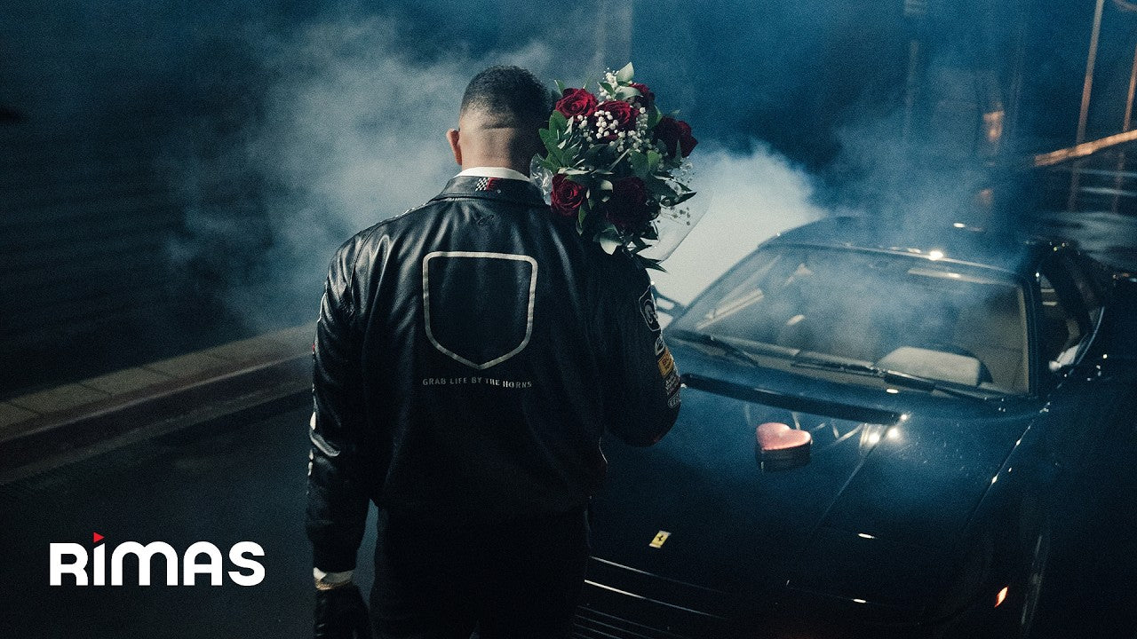 Eladio Carrión - Polaroid (Video Oficial)