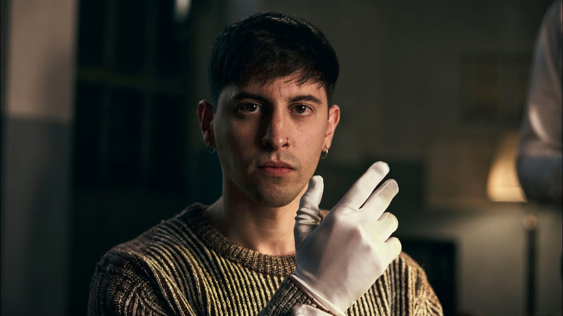p GUANTES o BLANCOS v