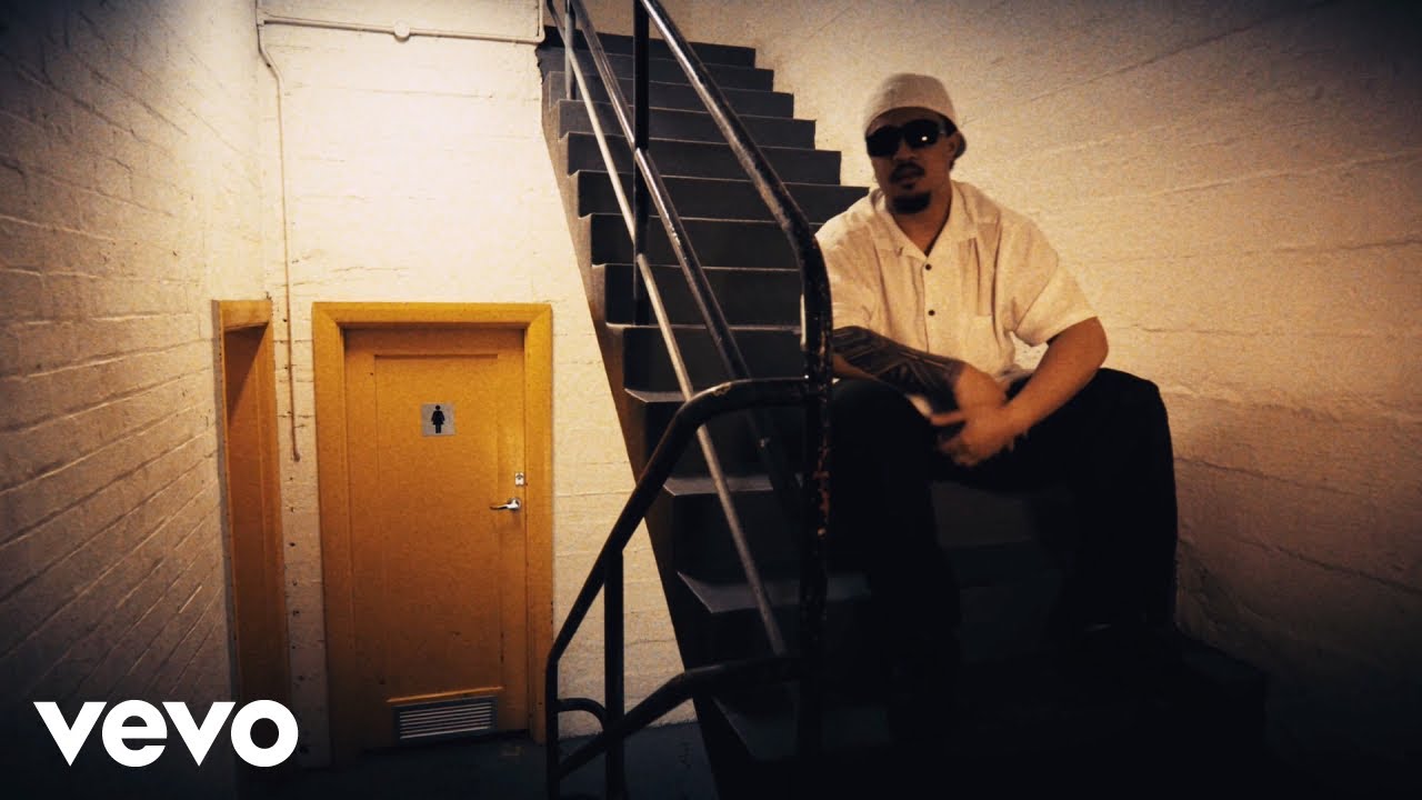 Teo Glacier - Don't Mind (Music Video)