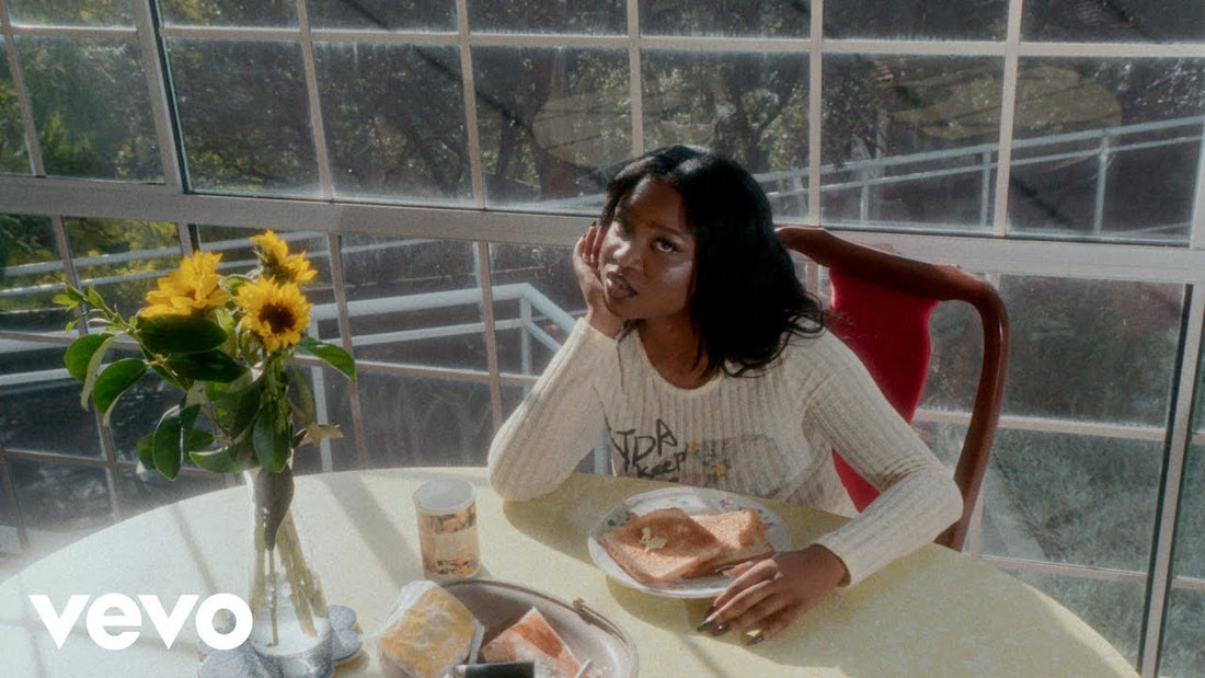 Chanel Loren - Growing Pains (Official Video)