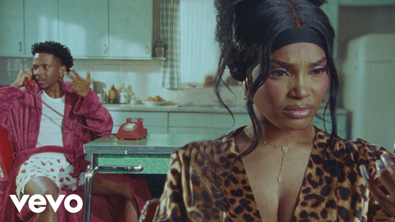 Isaia Huron - this girl wants everything (Visualizer)