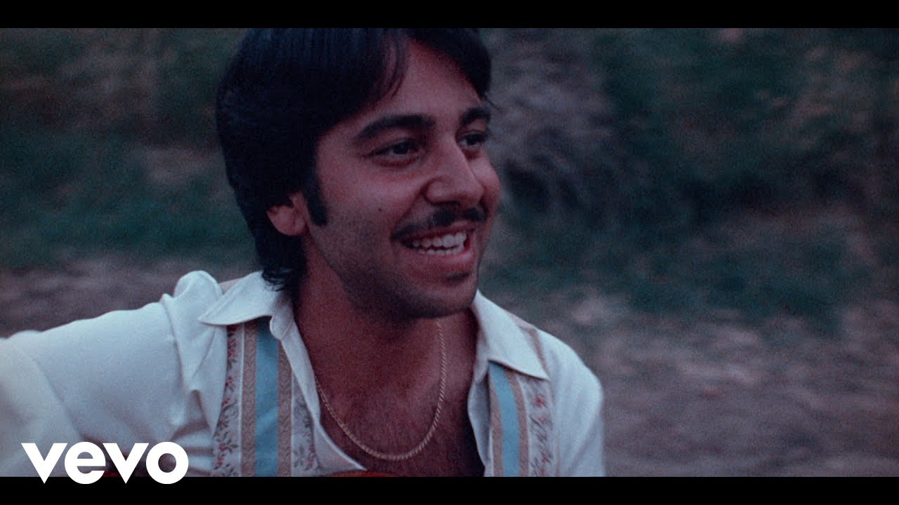 Yerai Cortés - LOS GITANOS SONAMOS ASÍ (Video Oficial) ft. Tía Ana