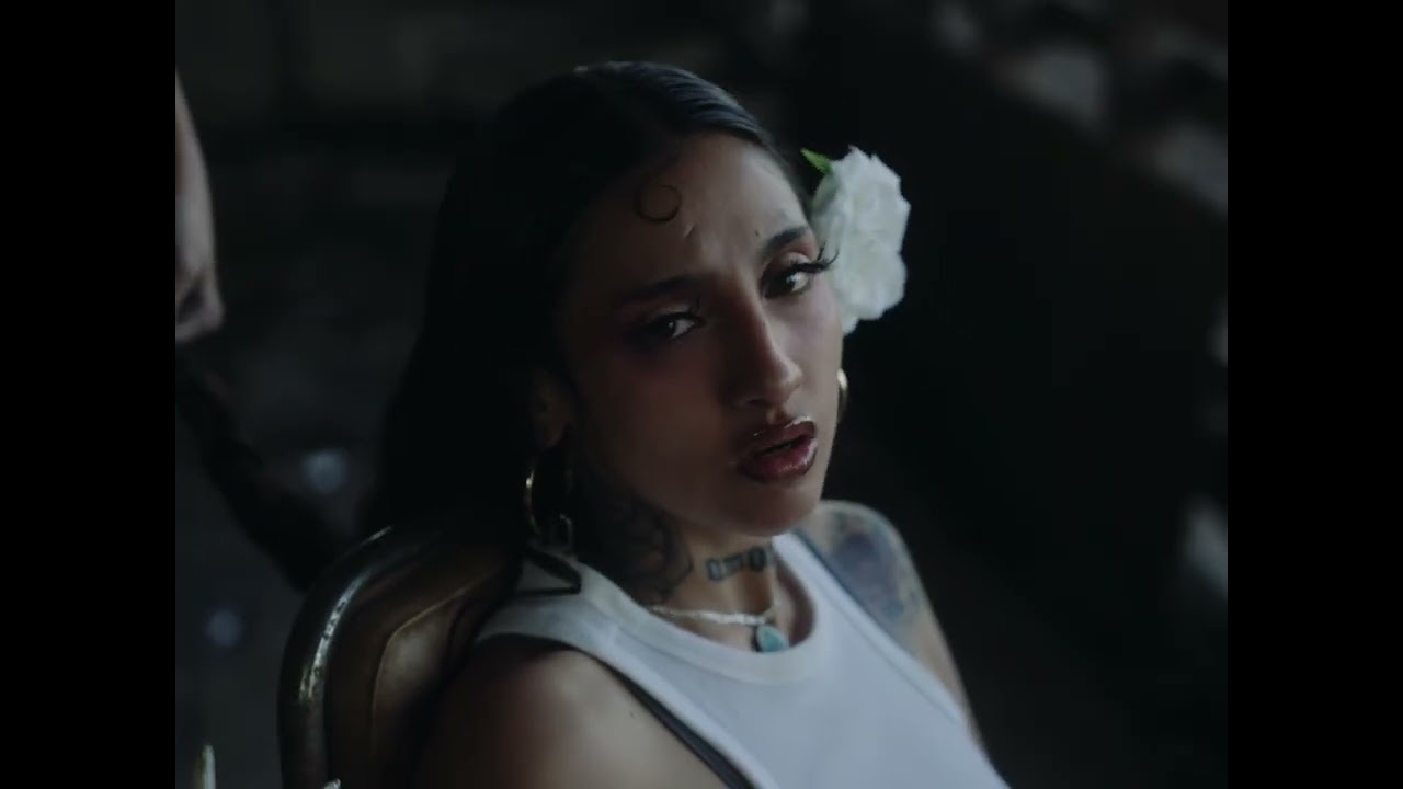 PALOMiTA - PJ Sin Suela, Aura Bae