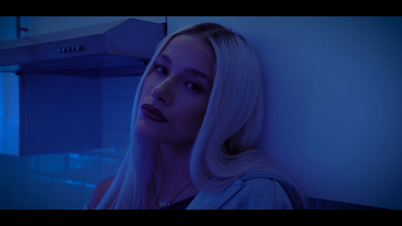 Sissy Ford - Sit Right (Official Music Video)