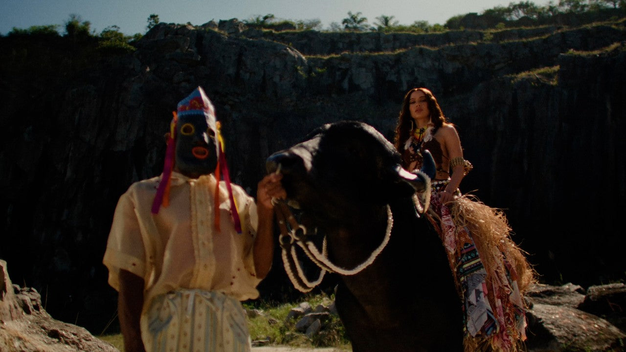 Anitta, KBrum - Sal Grosso (Official Music Video)