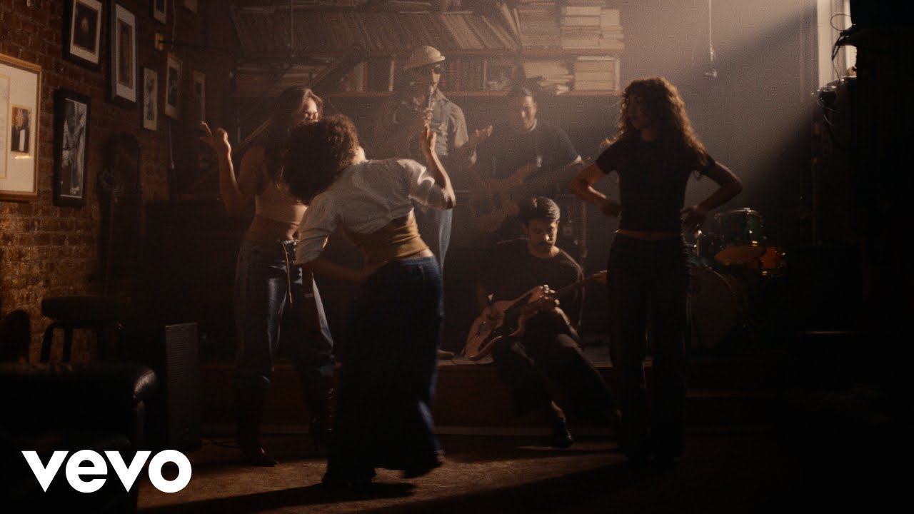 ROBI - BRRREAK! (Official Video)