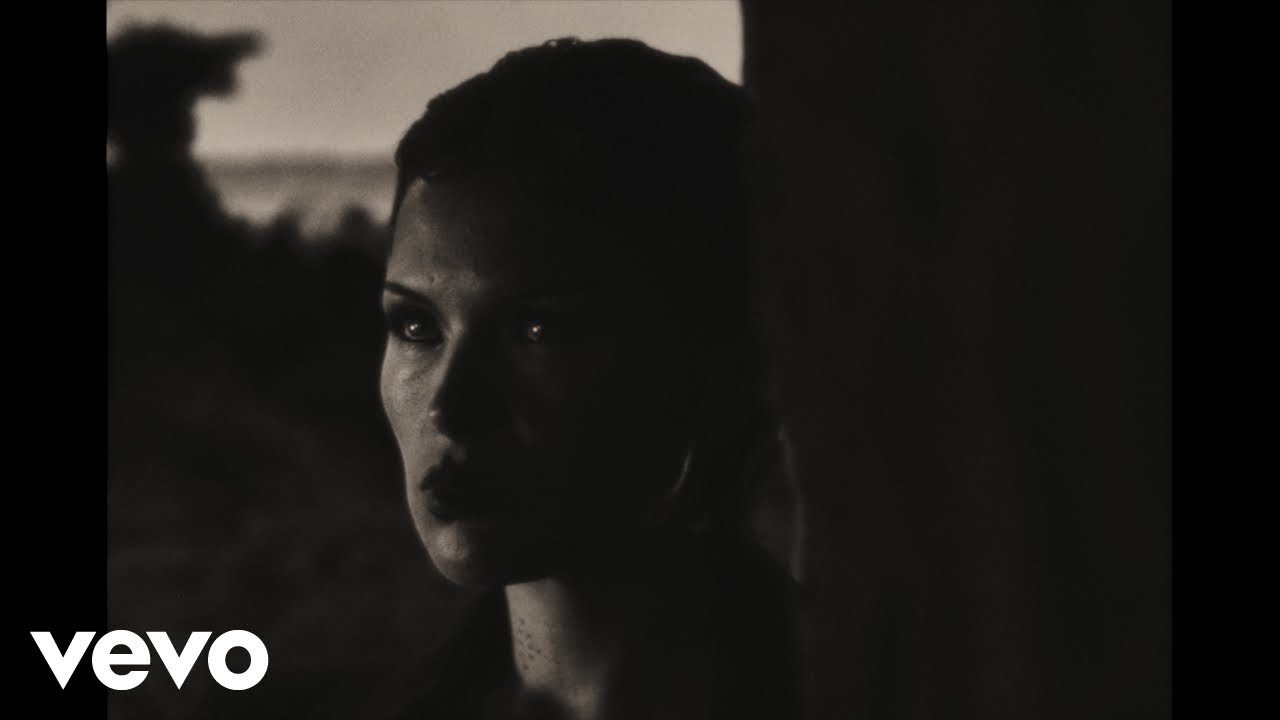 Saya Gray - LIE DOWN.. (Official Video)