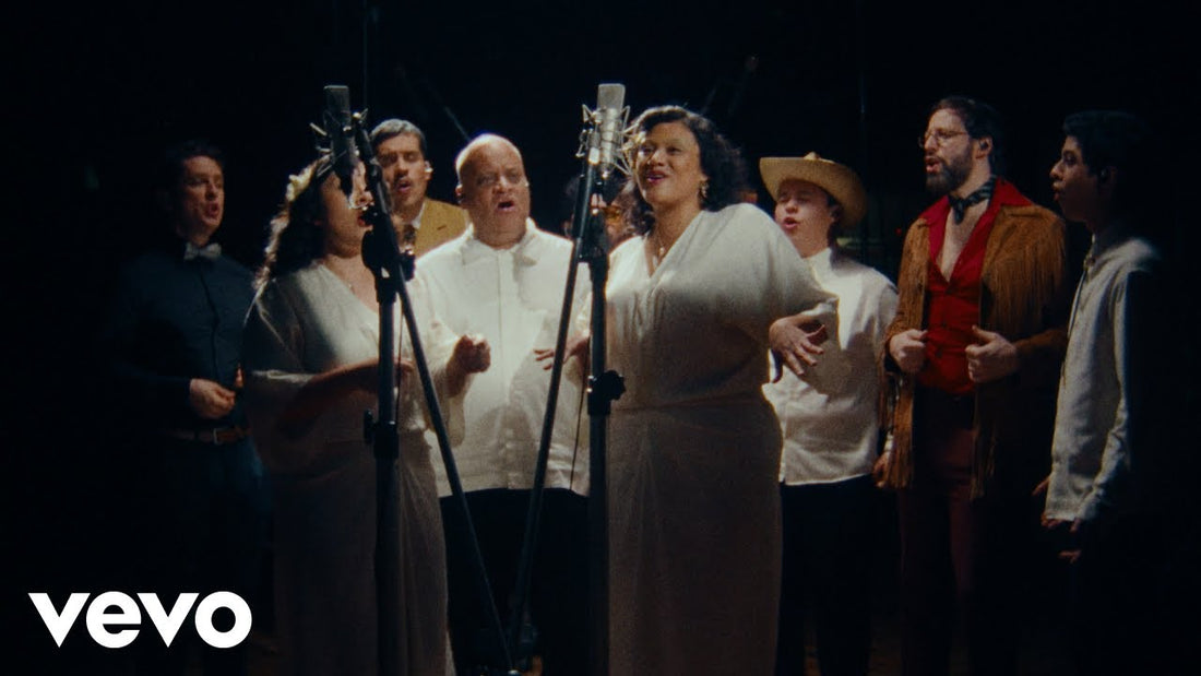 Natalia Lafourcade - El Palomo y La Negra (Video Oficial)