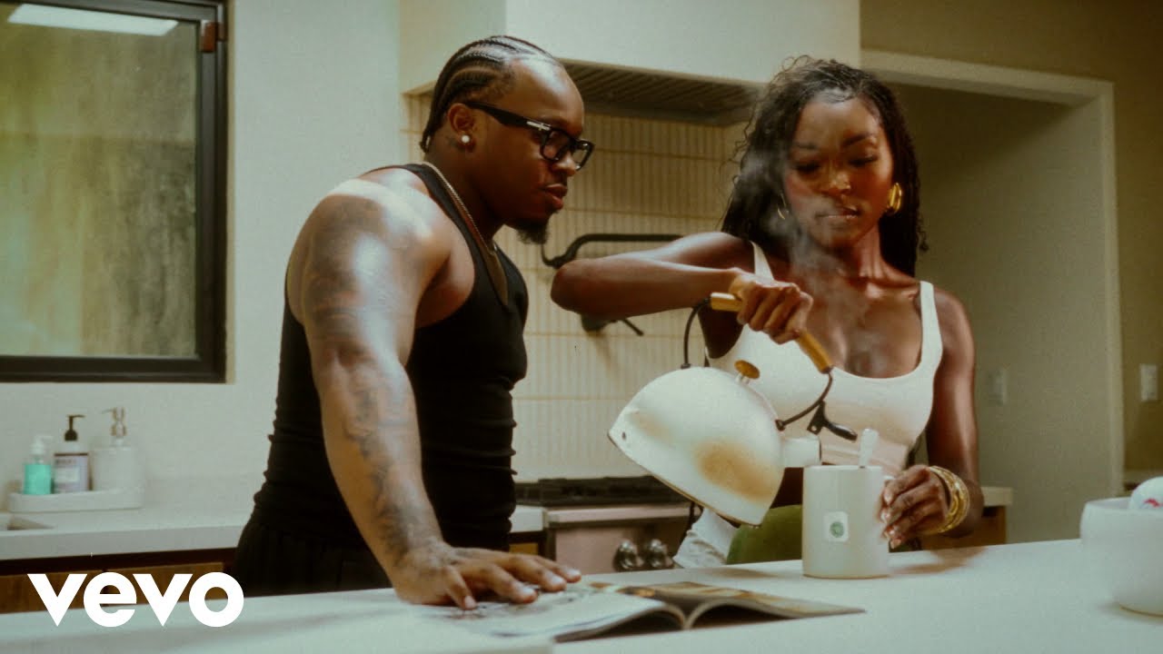 Blxst - Aye Girl (Official Visualizer)