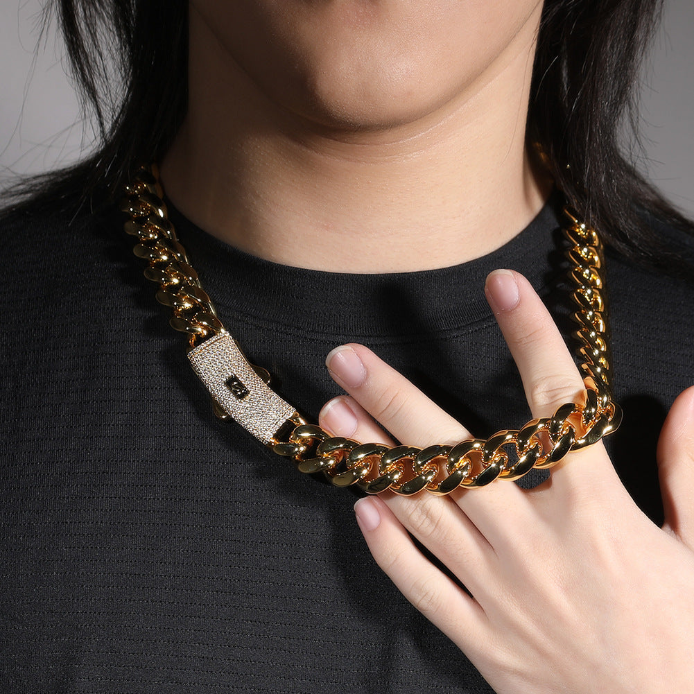 Hip-hop diamond-encrusted clasp Cuban chain