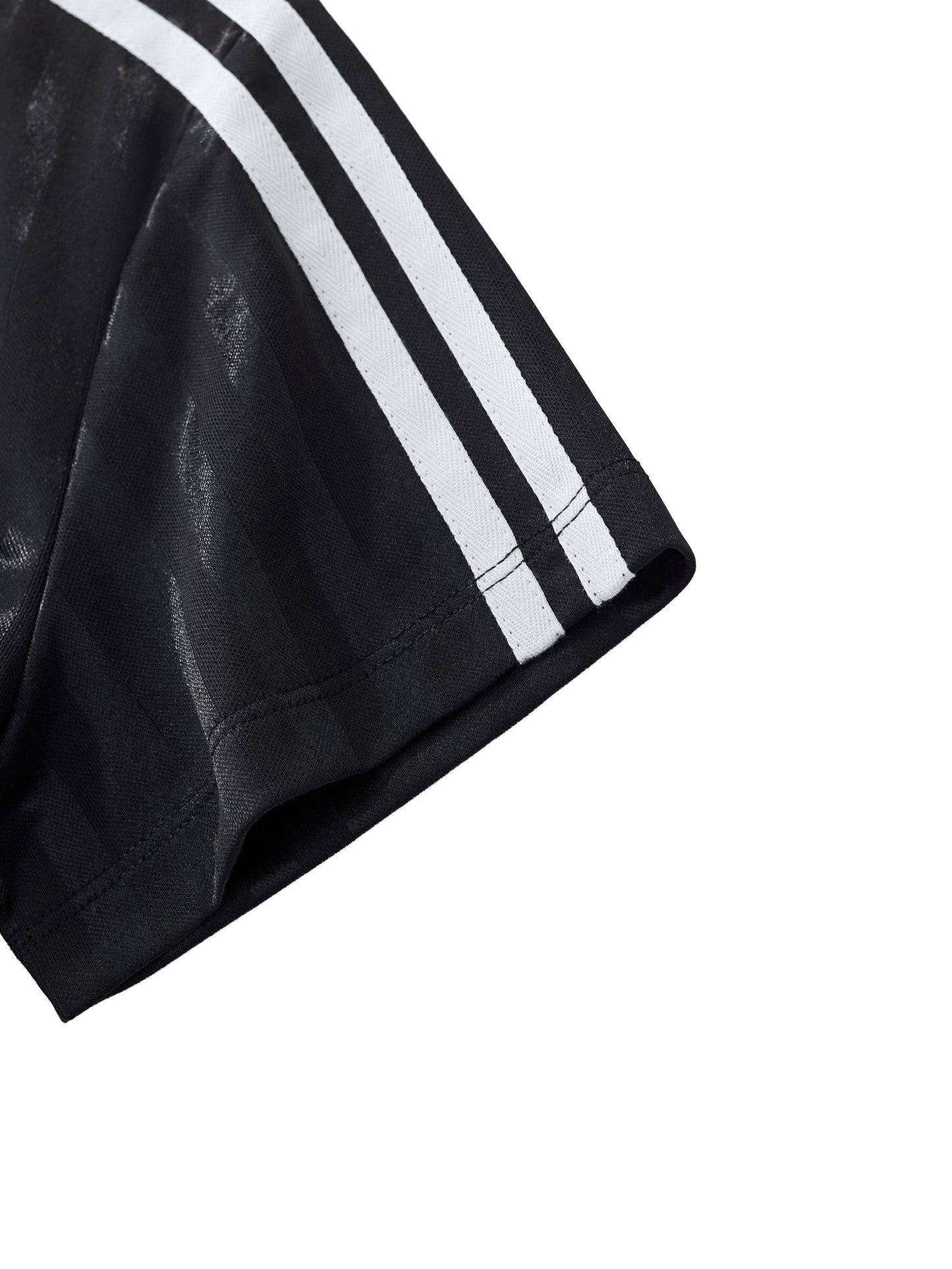 Contrast Collar Striped Cropped Jersey - Rapper's Digest